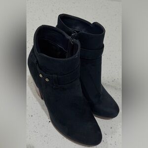 Merona Dark Blue Suede Ankle Boots – Size 8